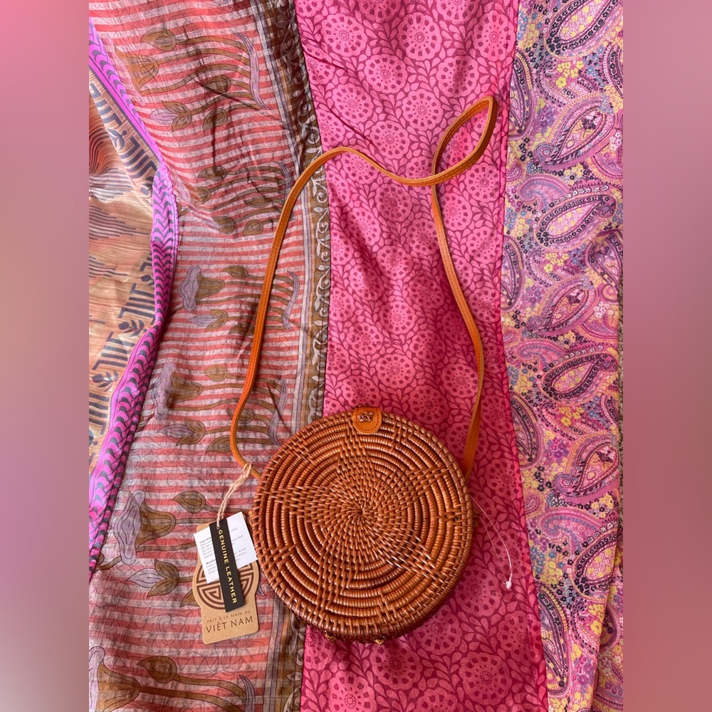 Handwoven Round Rattan Bag Woven Shoulder Crossbody with Leather Strap NWT